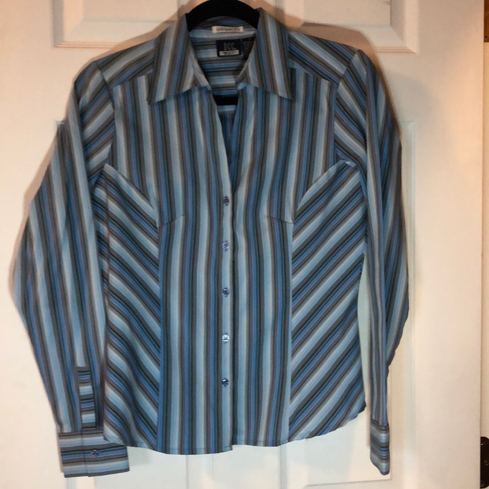 Wrinkle free blue grey stripe dress shirt